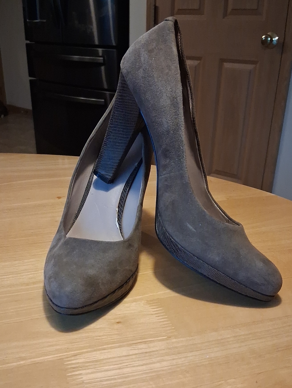 Nine West Women's Classic Suede High Heel Pumps in Taupe Sz 8.5M